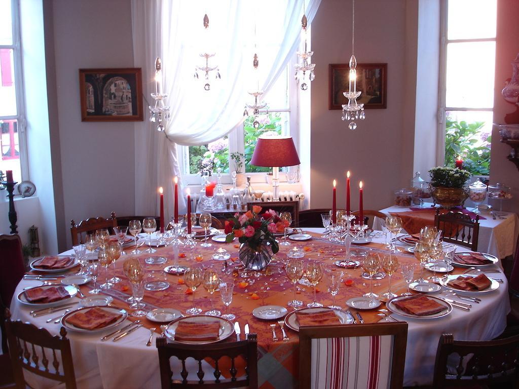 Le Petit Chateau - Tiffauges Proche Puy Dufou מראה חיצוני תמונה